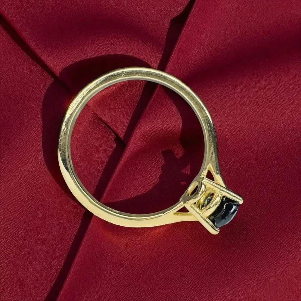 14K Gold Natural Blue Sapphire Ring - 1 Carat T.W. -VINTAGE Solitaire Size 6.5